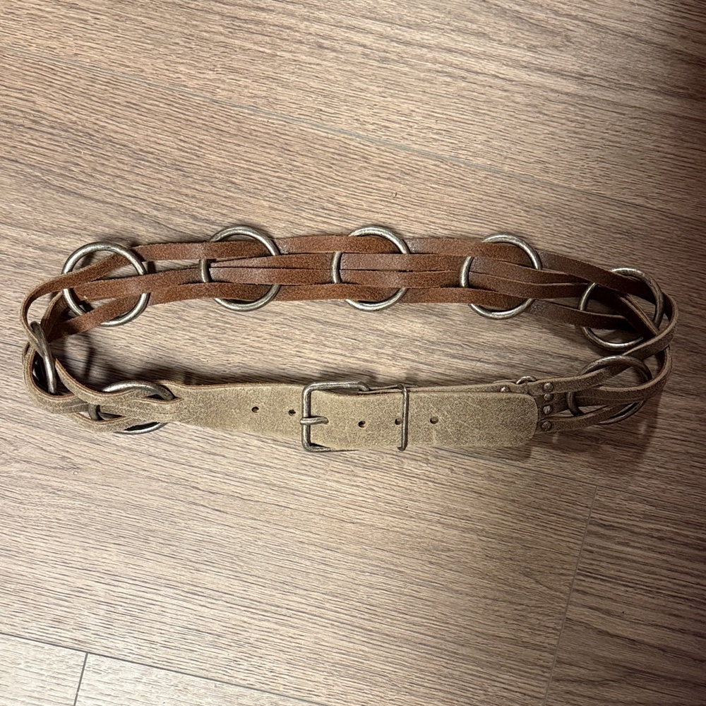 Express Y2K Vintage Leather Belt with Metal Rings